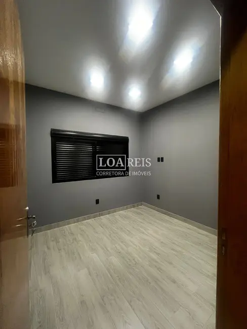 Foto 3 de Casa de Condomínio com 3 quartos à venda, 250m2 em Caçapava Velha, Cacapava - SP