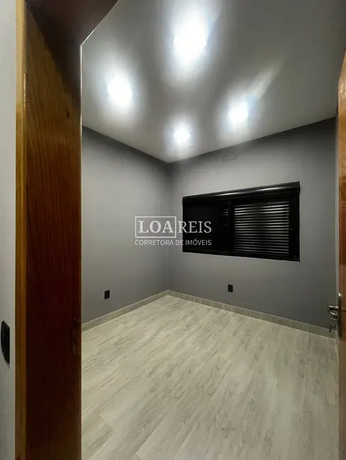 Foto 4 de Casa de Condomínio com 3 quartos à venda, 250m2 em Caçapava Velha, Cacapava - SP