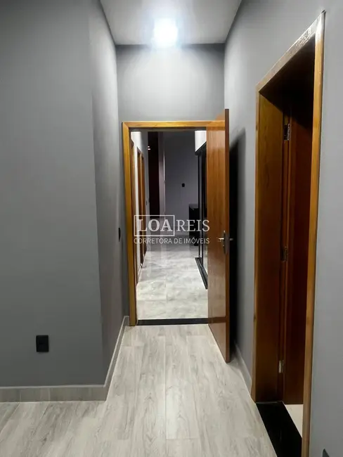 Foto 8 de Casa de Condomínio com 3 quartos à venda, 250m2 em Caçapava Velha, Cacapava - SP