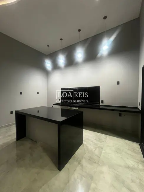 Foto 1 de Casa de Condomínio com 3 quartos à venda, 250m2 em Caçapava Velha, Cacapava - SP