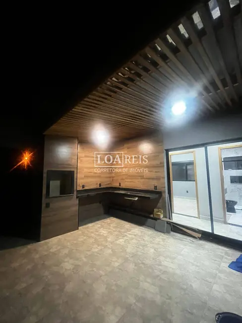 Foto 6 de Casa de Condomínio com 3 quartos à venda, 250m2 em Caçapava Velha, Cacapava - SP