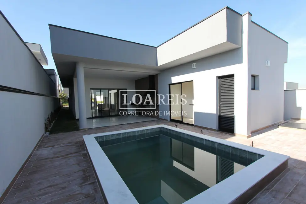 Foto 3 de Casa de Condomínio com 3 quartos à venda em Parque Residencial Maria Elmira, Cacapava - SP