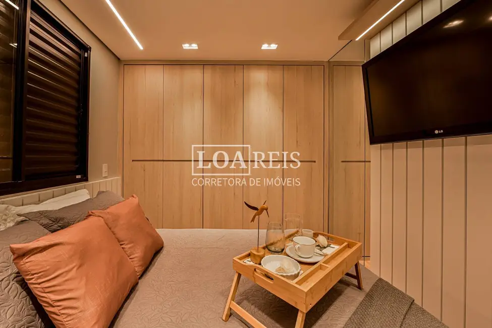 Foto 1 de Apartamento com 2 quartos à venda, 41m2 em Sao Jose Dos Campos - SP