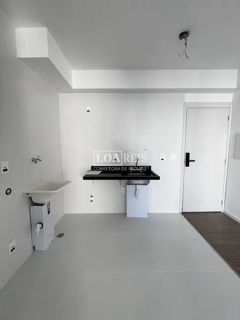 Foto 2 de Apartamento com 1 quarto à venda, 33m2 em Sao Jose Dos Campos - SP