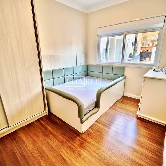 Foto 9 de Casa com 3 quartos à venda, 460m2 em Sao Jose Dos Campos - SP