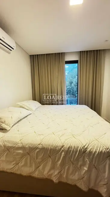 Foto 8 de Casa de Condomínio com 3 quartos à venda, 250m2 em Parque Residencial Maria Elmira, Cacapava - SP