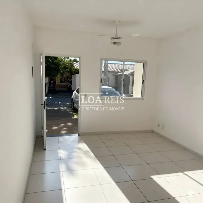 Casa de Condomínio com 2 quartos à venda, 116m2 em Jacarei - SP - imagem 2 Foto 2 de Casa de Condomínio com 2 quartos à venda, 116m2 em Jacarei - SP