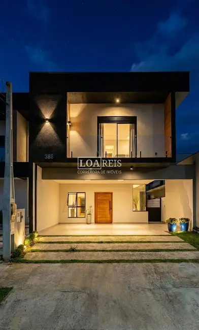 Foto 2 de Casa de Condomínio com 4 quartos à venda, 200m2 em Jacarei - SP