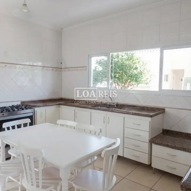 Casa de Condomínio com 4 quartos à venda, 390m2 em Sao Jose Dos Campos - SP - imagem 2 Foto 2 de Casa de Condomínio com 4 quartos à venda, 390m2 em Sao Jose Dos Campos - SP