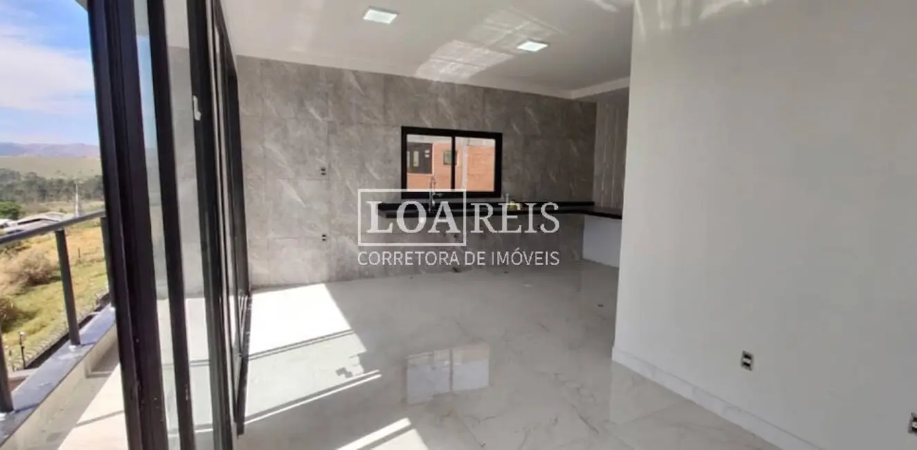 Foto 9 de Casa com 4 quartos à venda, 250m2 em Caçapava Velha, Cacapava - SP