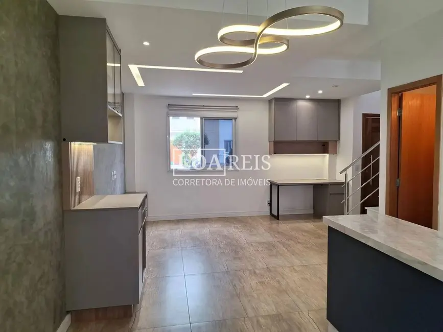 Foto 3 de Casa de Condomínio com 3 quartos à venda, 146m2 em Sao Jose Dos Campos - SP