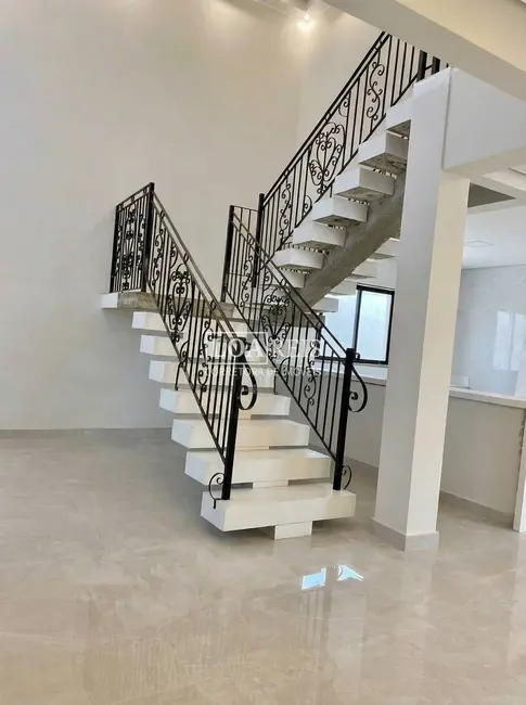 Foto 5 de Casa de Condomínio com 3 quartos à venda, 400m2 em Cacapava - SP