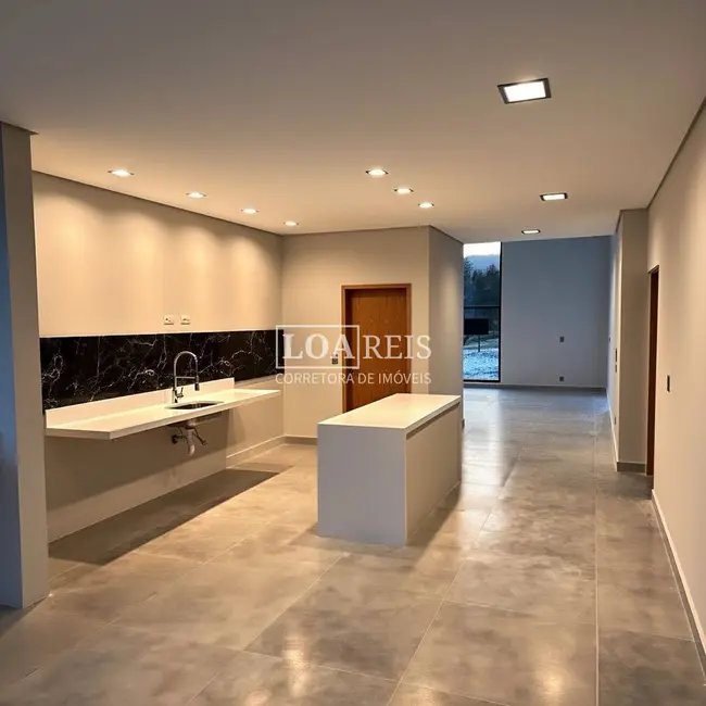 Foto 3 de Casa de Condomínio com 3 quartos à venda, 300m2 em Cacapava - SP