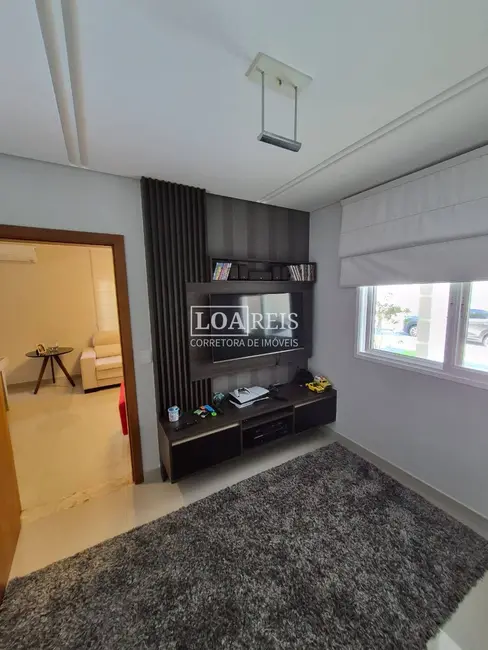 Foto 7 de Casa de Condomínio com 4 quartos à venda, 235m2 em Sao Jose Dos Campos - SP