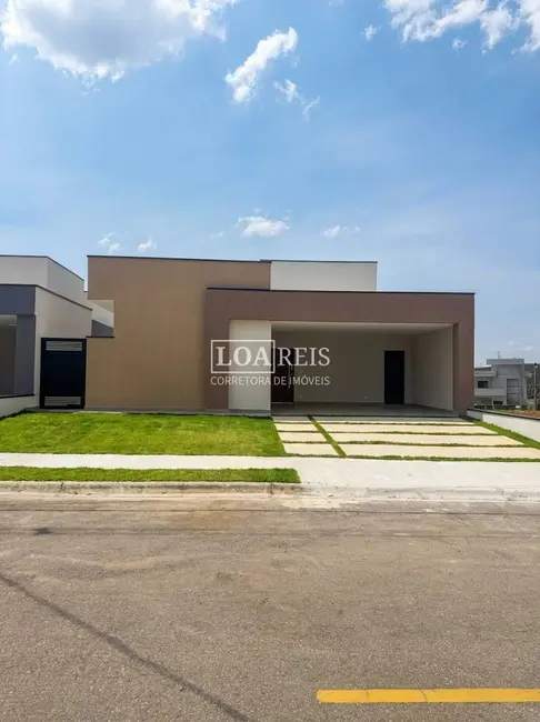 Foto 3 de Casa de Condomínio com 3 quartos à venda, 360m2 em Cacapava - SP