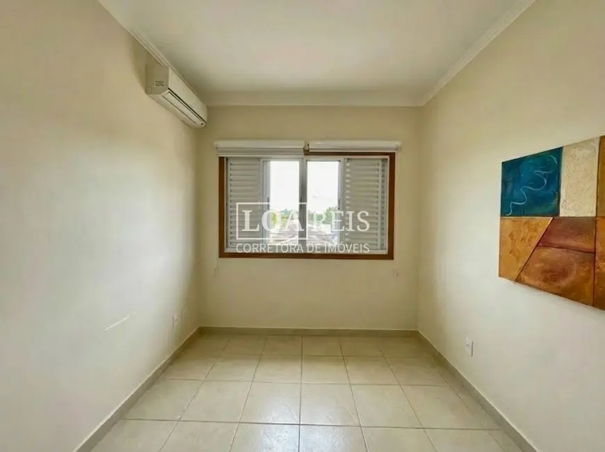 Foto 9 de Casa de Condomínio com 3 quartos à venda, 256m2 em Sao Jose Dos Campos - SP