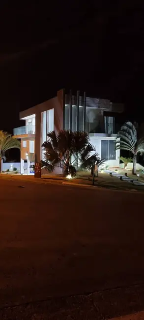 Foto 1 de Casa de Condomínio com 3 quartos à venda, 432m2 em Pardinho - SP