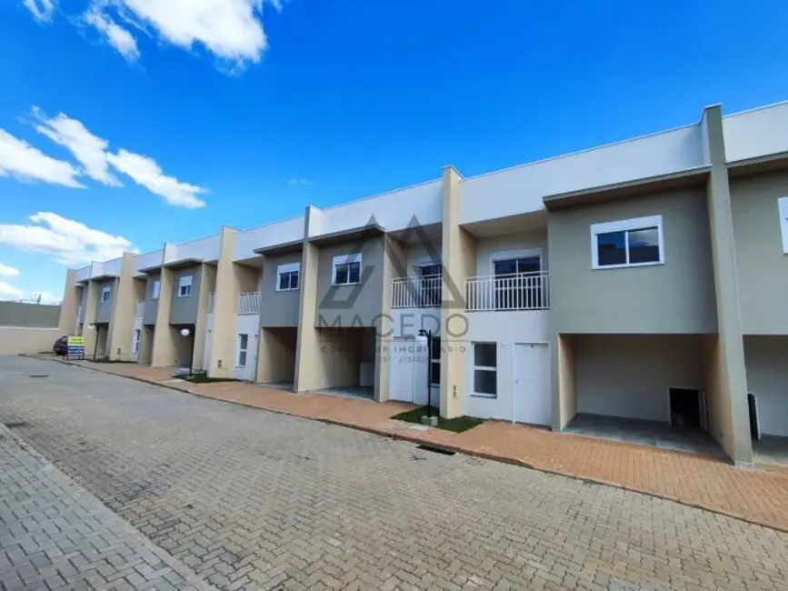 Foto 1 de Casa de Condomínio com 2 quartos à venda, 85m2 em Centro, Cesario Lange - SP