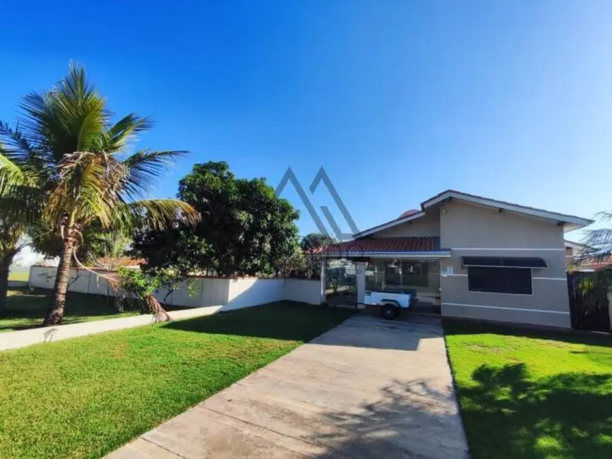 Casa de Condomínio com 3 quartos à venda, 900m2 em Porangaba - SP - imagem 3 Foto 3 de Casa de Condomínio com 3 quartos à venda, 900m2 em Porangaba - SP