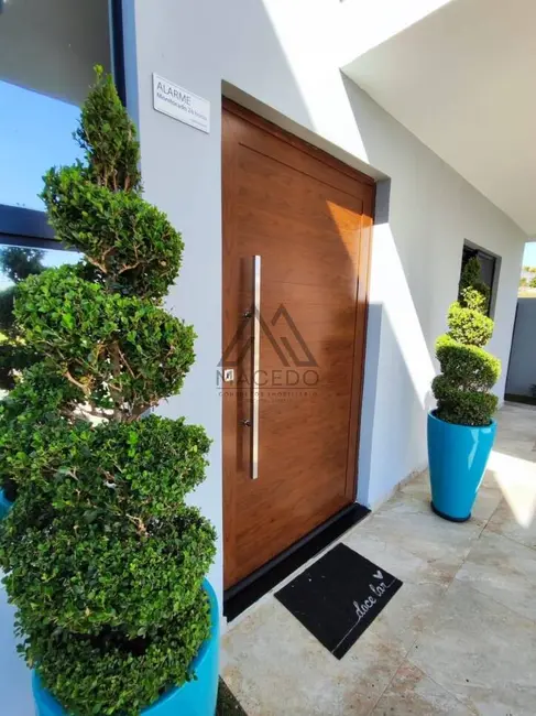 Foto 2 de Casa de Condomínio com 3 quartos à venda, 175m2 em Porangaba - SP