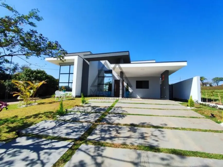 Foto 8 de Casa de Condomínio com 3 quartos à venda, 175m2 em Porangaba - SP