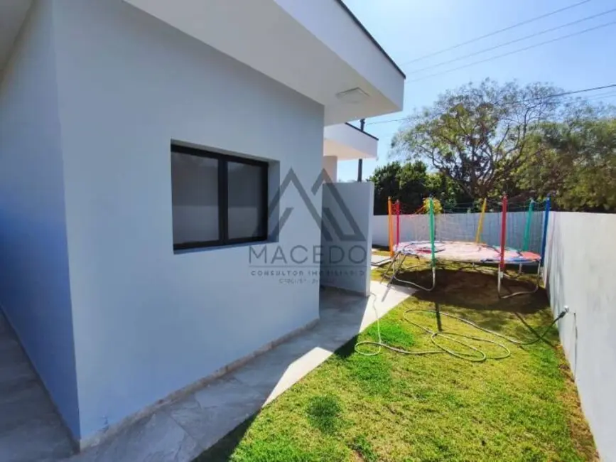 Foto 9 de Casa de Condomínio com 3 quartos à venda, 175m2 em Porangaba - SP