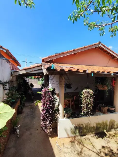 Foto 1 de Casa com 2 quartos à venda, 94m2 em Centro, Cesario Lange - SP