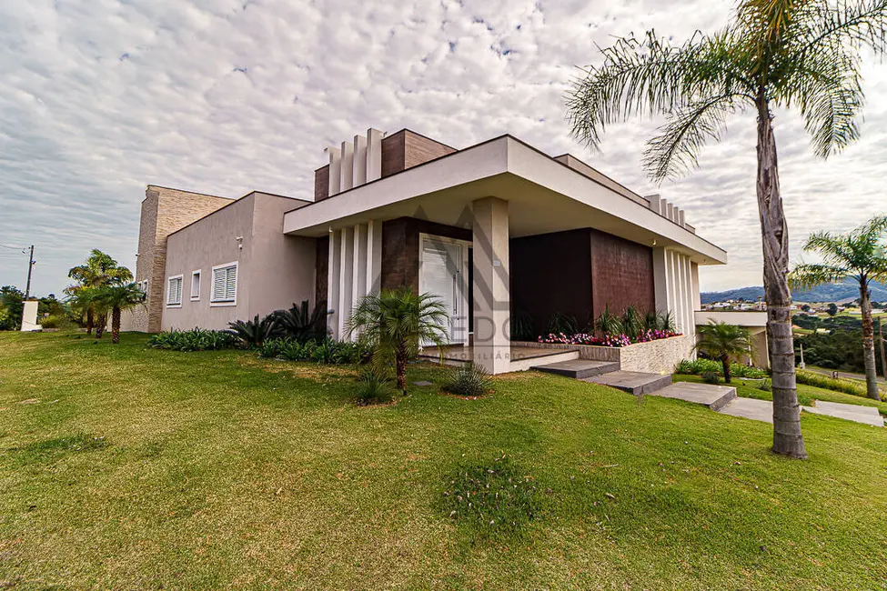 Foto 7 de Casa de Condomínio com 5 quartos à venda, 275m2 em Pardinho - SP