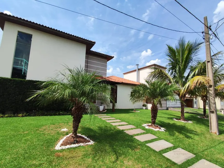 Foto 4 de Casa de Condomínio com 3 quartos à venda, 1077m2 em Cesario Lange - SP