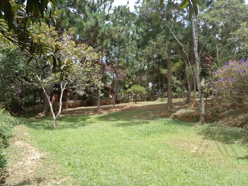 Foto 1 de Terreno / Lote à venda, 1000m2 em Mairinque - SP