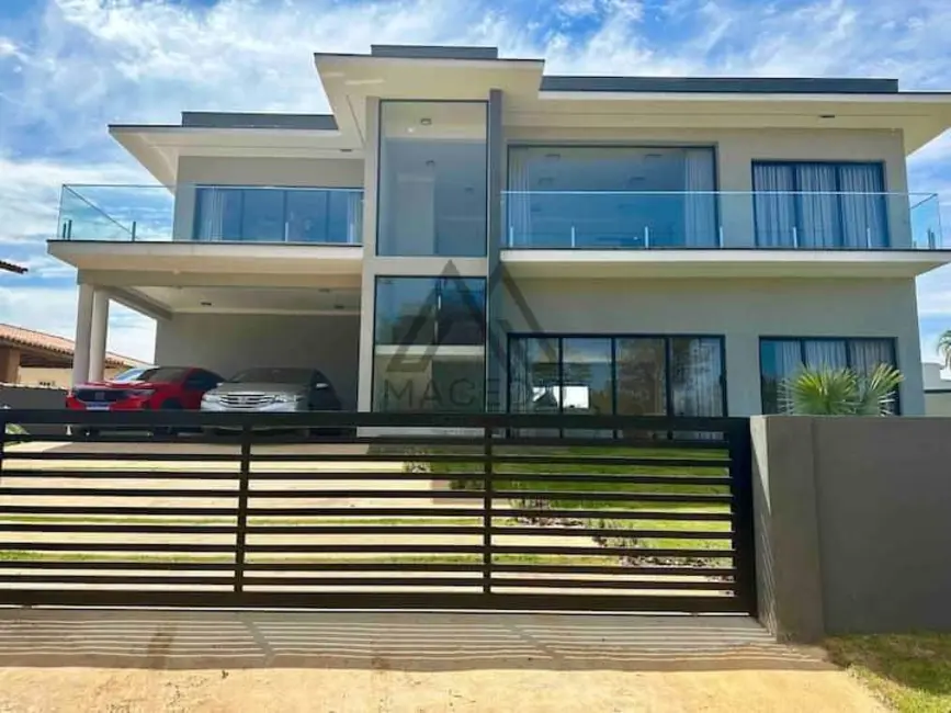 Foto 2 de Sobrado com 4 quartos à venda, 1000m2 em Porangaba - SP