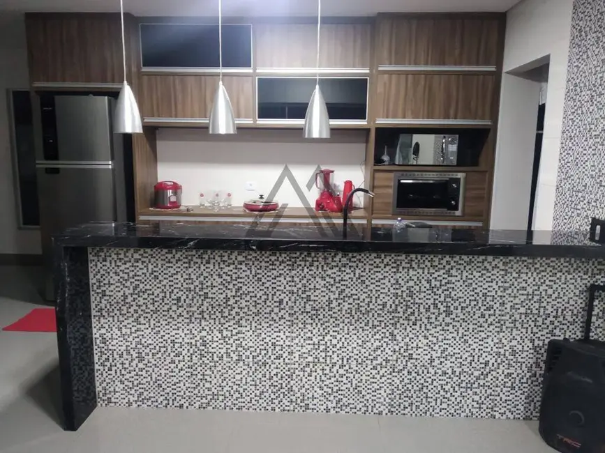 Foto 9 de Casa com 4 quartos à venda, 450m2 em Pardinho - SP