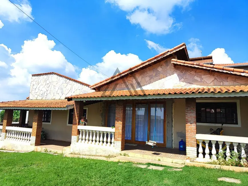 Foto 2 de Casa com 3 quartos à venda, 1153m2 em Porangaba - SP