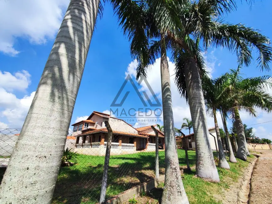 Foto 1 de Casa com 3 quartos à venda, 1153m2 em Porangaba - SP