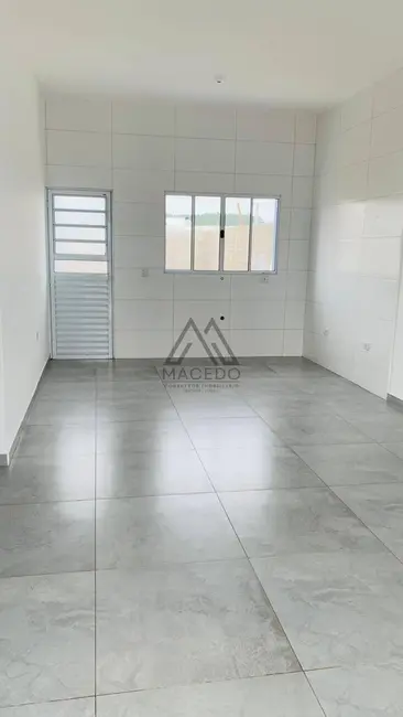 Foto 6 de Casa com 2 quartos à venda, 200m2 em Cesario Lange - SP