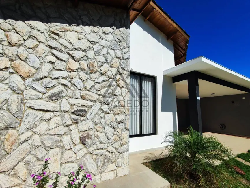 Foto 3 de Casa de Condomínio com 3 quartos à venda, 450m2 em Porangaba - SP