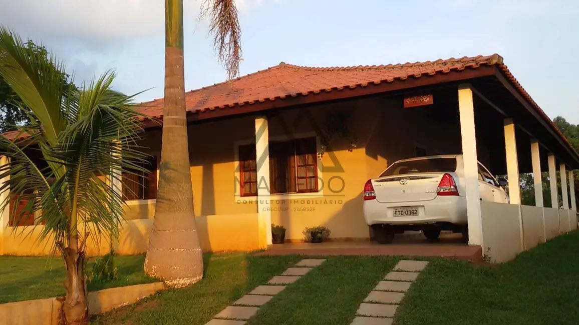 Foto 2 de Chácara com 3 quartos à venda, 1500m2 em Centro, Cesario Lange - SP