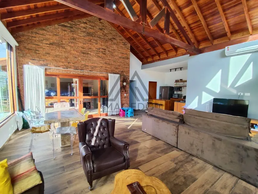 Foto 6 de Casa de Condomínio com 3 quartos à venda, 595m2 em Porangaba - SP