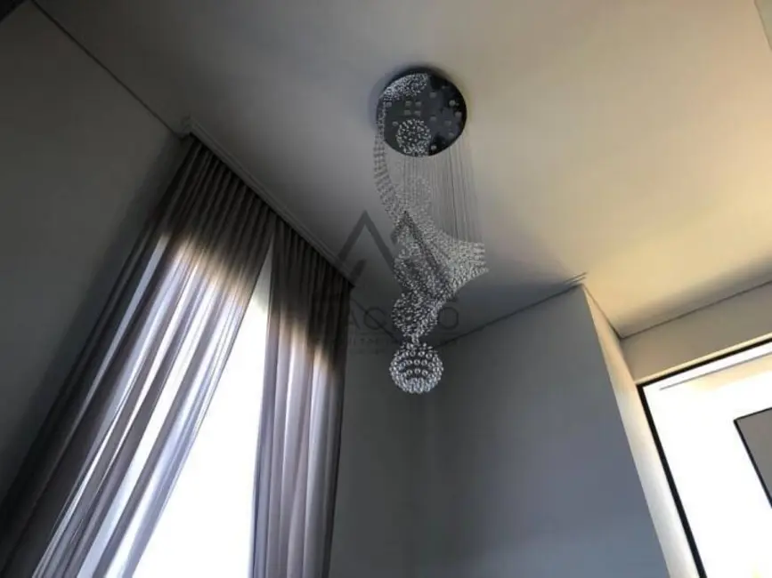 Foto 2 de Sobrado com 3 quartos à venda, 200m2 em Pardinho - SP