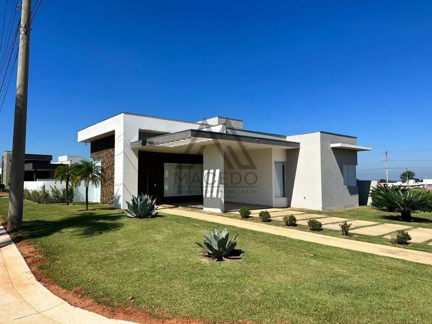 Foto 2 de Casa de Condomínio com 3 quartos à venda, 424m2 em Pardinho - SP