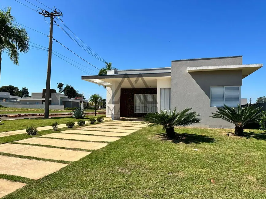 Foto 1 de Casa de Condomínio com 3 quartos à venda, 424m2 em Pardinho - SP