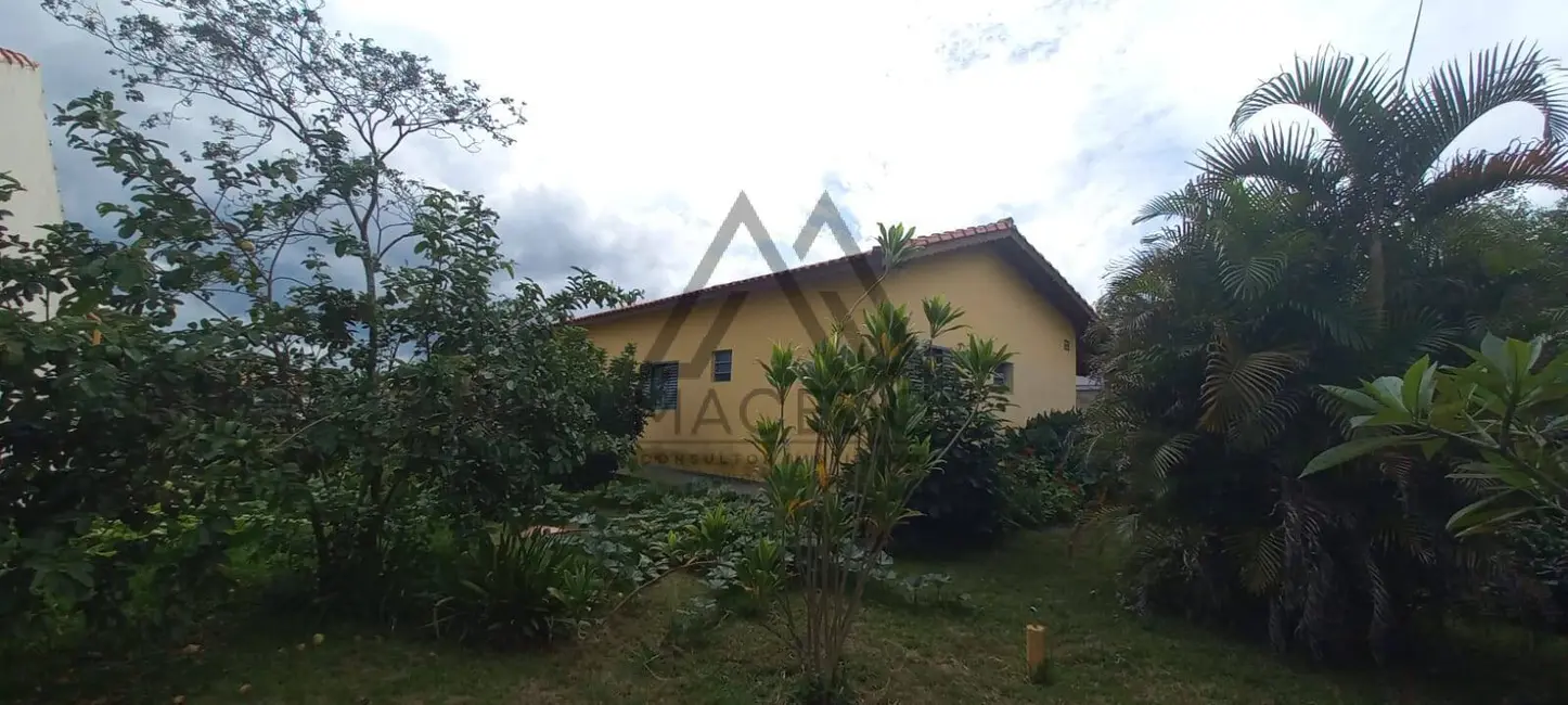 Foto 4 de Casa com 3 quartos à venda, 1000m2 em Cesario Lange - SP