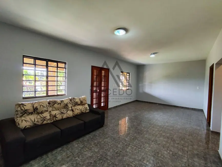 Foto 5 de Casa com 3 quartos à venda, 450m2 em Porangaba - SP