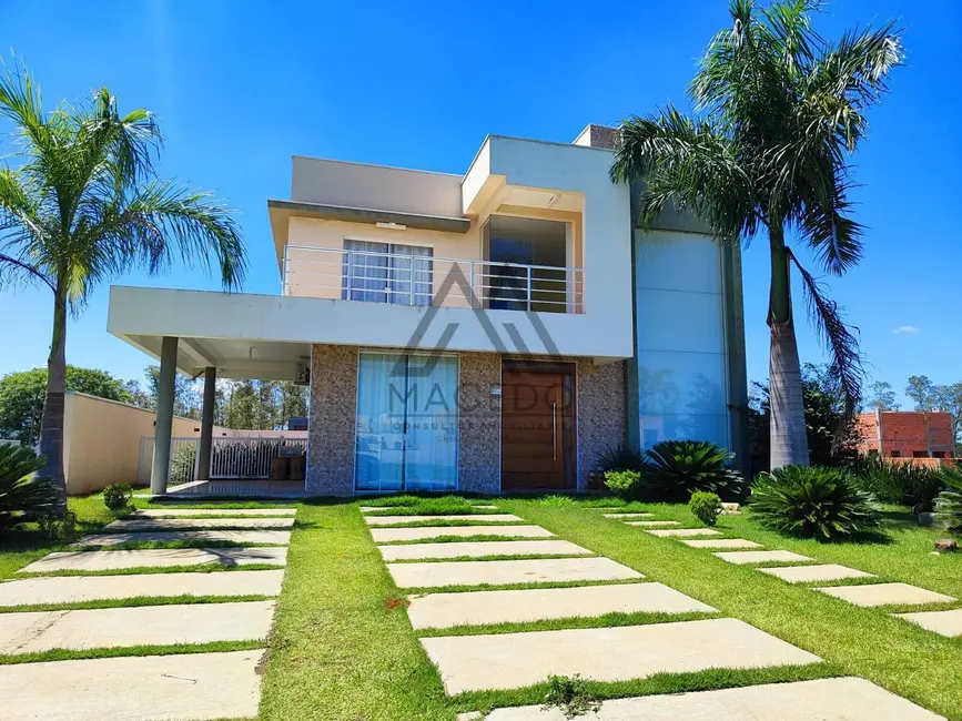 Casa de Condomínio com 4 quartos à venda, 450m2 em Porangaba - SP - imagem 1 Foto 1 de Casa de Condomínio com 4 quartos à venda, 450m2 em Porangaba - SP