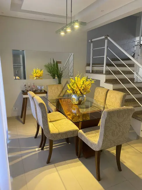 Sobrado com 3 quartos à venda, 150m2 em Loteamento Dinorá Rosa, Sorocaba - SP - imagem 4 Foto 4 de Sobrado com 3 quartos à venda, 150m2 em Loteamento Dinorá Rosa, Sorocaba - SP