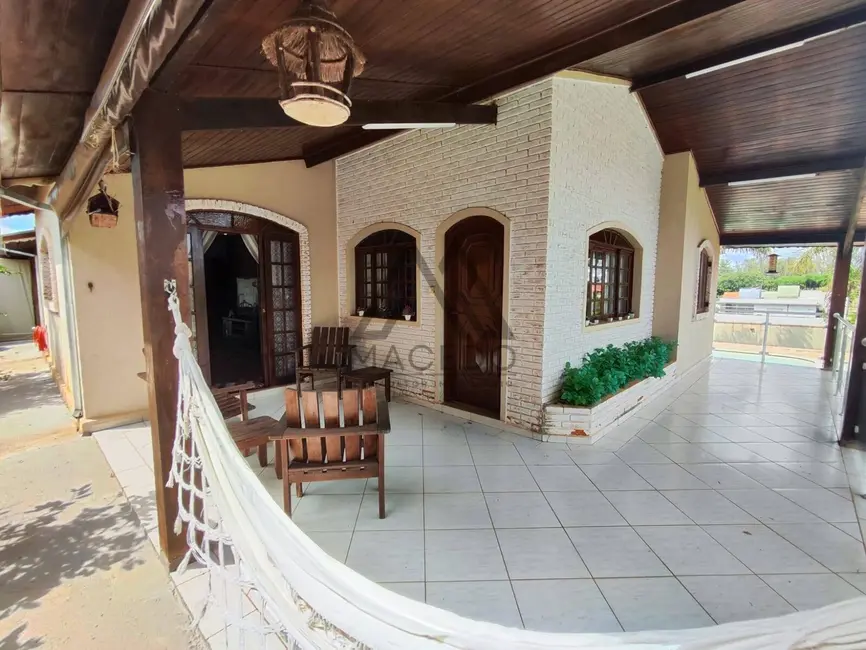 Foto 2 de Casa de Condomínio com 4 quartos à venda, 840m2 em Porangaba - SP