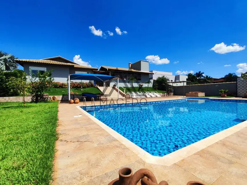 Foto 4 de Casa de Condomínio com 4 quartos à venda, 1350m2 em Porangaba - SP