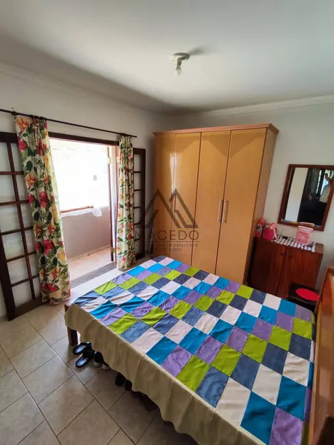 Casa de Condomínio com 3 quartos à venda, 1100m2 em Porangaba - SP - imagem 8 Foto 8 de Casa de Condomínio com 3 quartos à venda, 1100m2 em Porangaba - SP