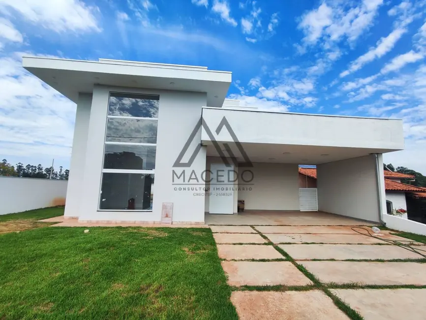 Foto 1 de Casa de Condomínio com 3 quartos à venda, 450m2 em Porangaba - SP