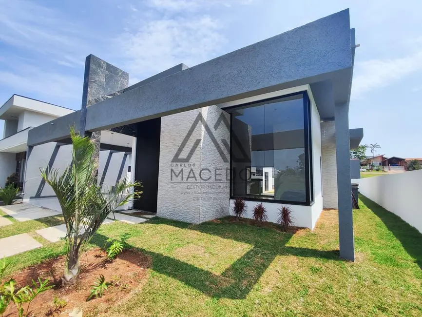 Foto 1 de Casa de Condomínio com 3 quartos à venda, 450m2 em Porangaba - SP